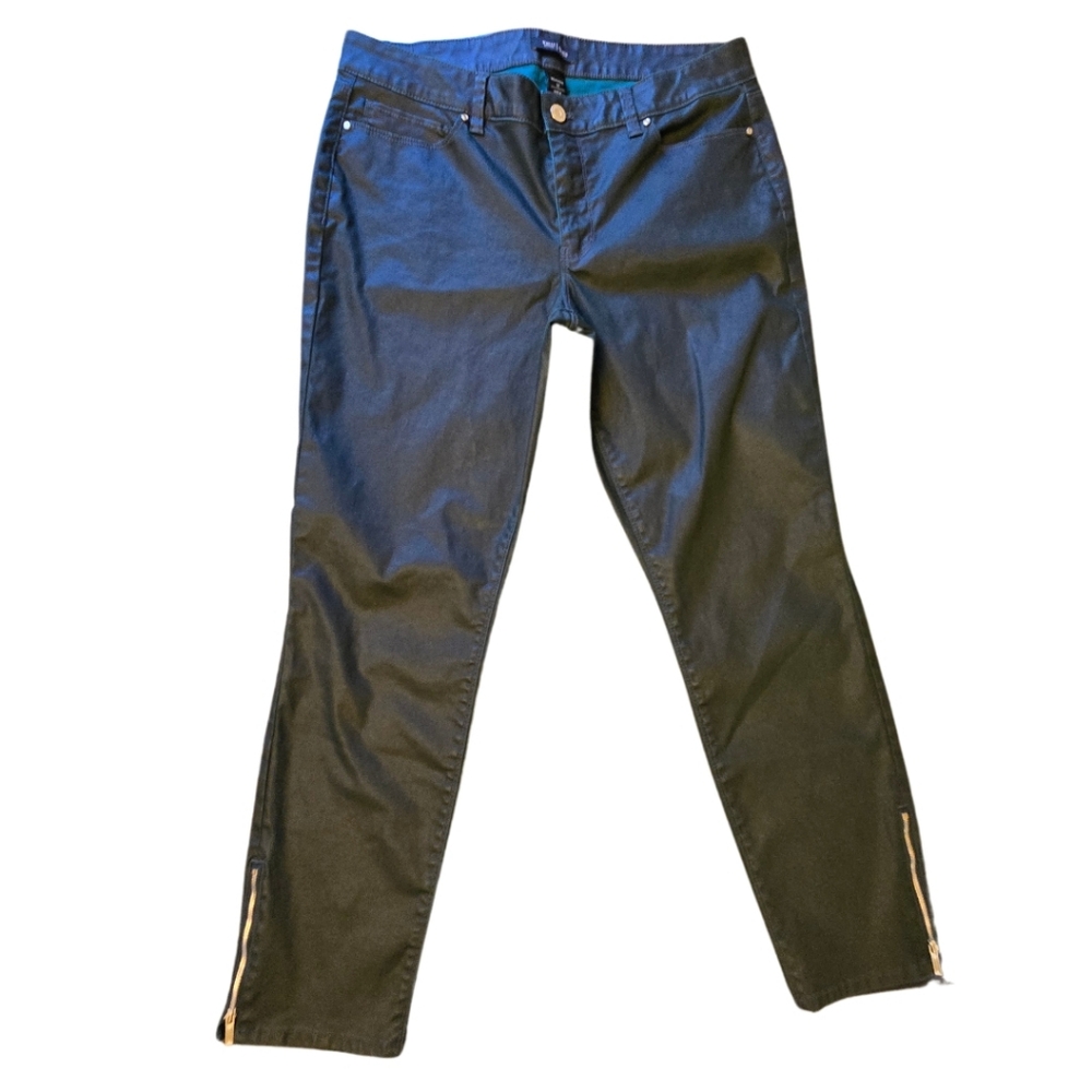 White House Black Market Skimmer Green Pants